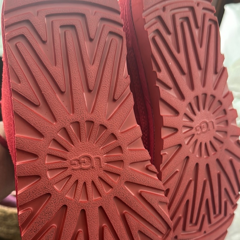 UGG Red Moccasin Shoes Plush Lining - Picture 3 of 13